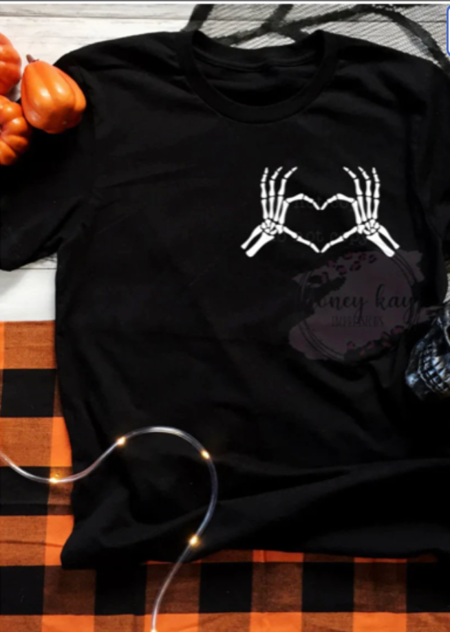 Skeleton hand heart Shirt